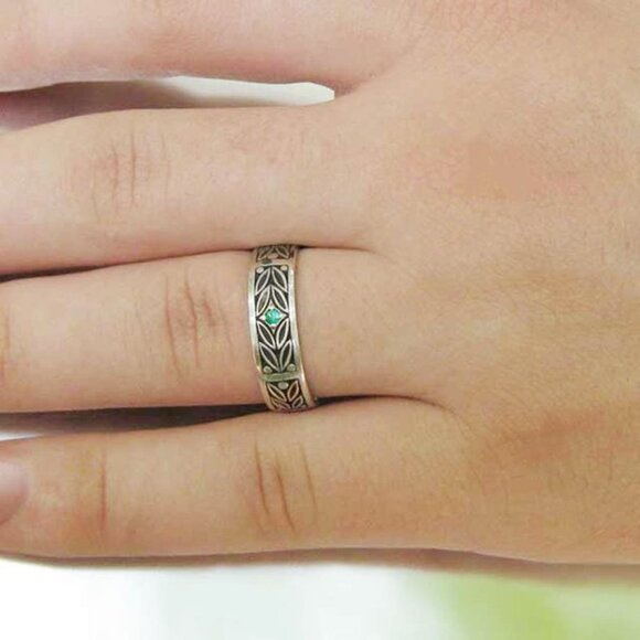 💞 Carved Ethnic Retro Leaf Tiny Green Zircon Ancient Silver Vintage VIP349 - Picture 3 of 6